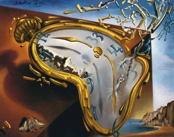 Reloj suave en el momento de la primera explosión Salvador Dali Pinturas al óleo